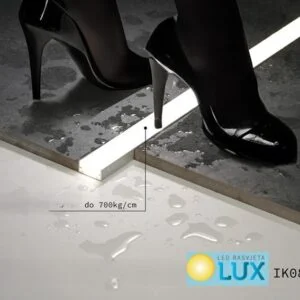 2M 20W GOTOVA LED ARMATURA IP68 SREBRNA 3000K